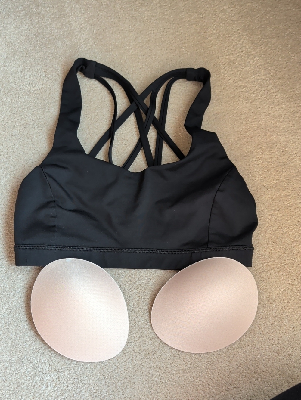 Lululemon Size 4 Black Strappy Sports Bra with Removable Pads